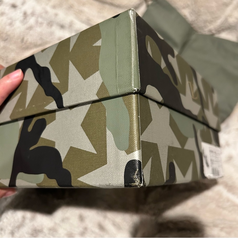 Valentino Garavani Camouflage Shoe Box with dust bag for size 37 - Picture 5 of 10